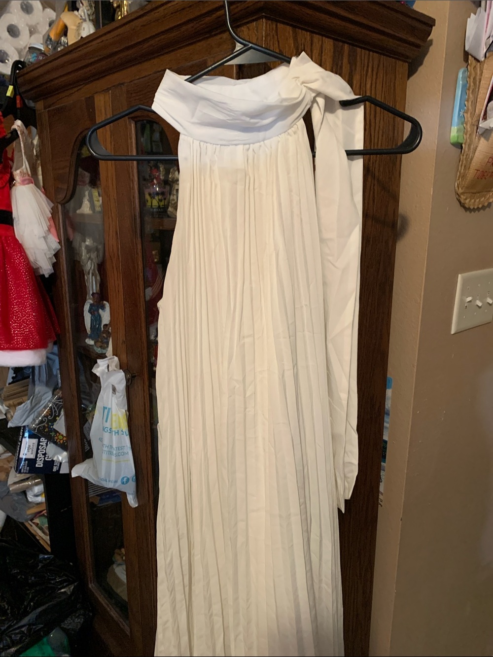 Labeled JM Studio white halter sleeveless pleated dress size 10